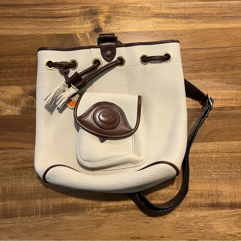 DOONEY & BOURKE Cream and Brown Pebble Leather Drawstring Single Strap Backpack
